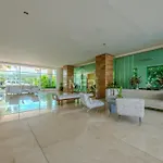 Morros Epic Beachfront Apartment