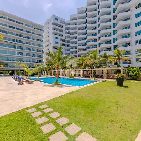 Morros Epic Beachfront