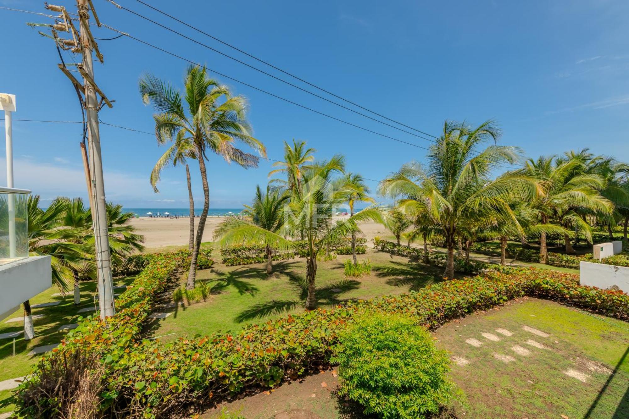 Morros Epic Beachfront Apartamento