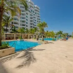 Morros Epic Beachfront Apartment