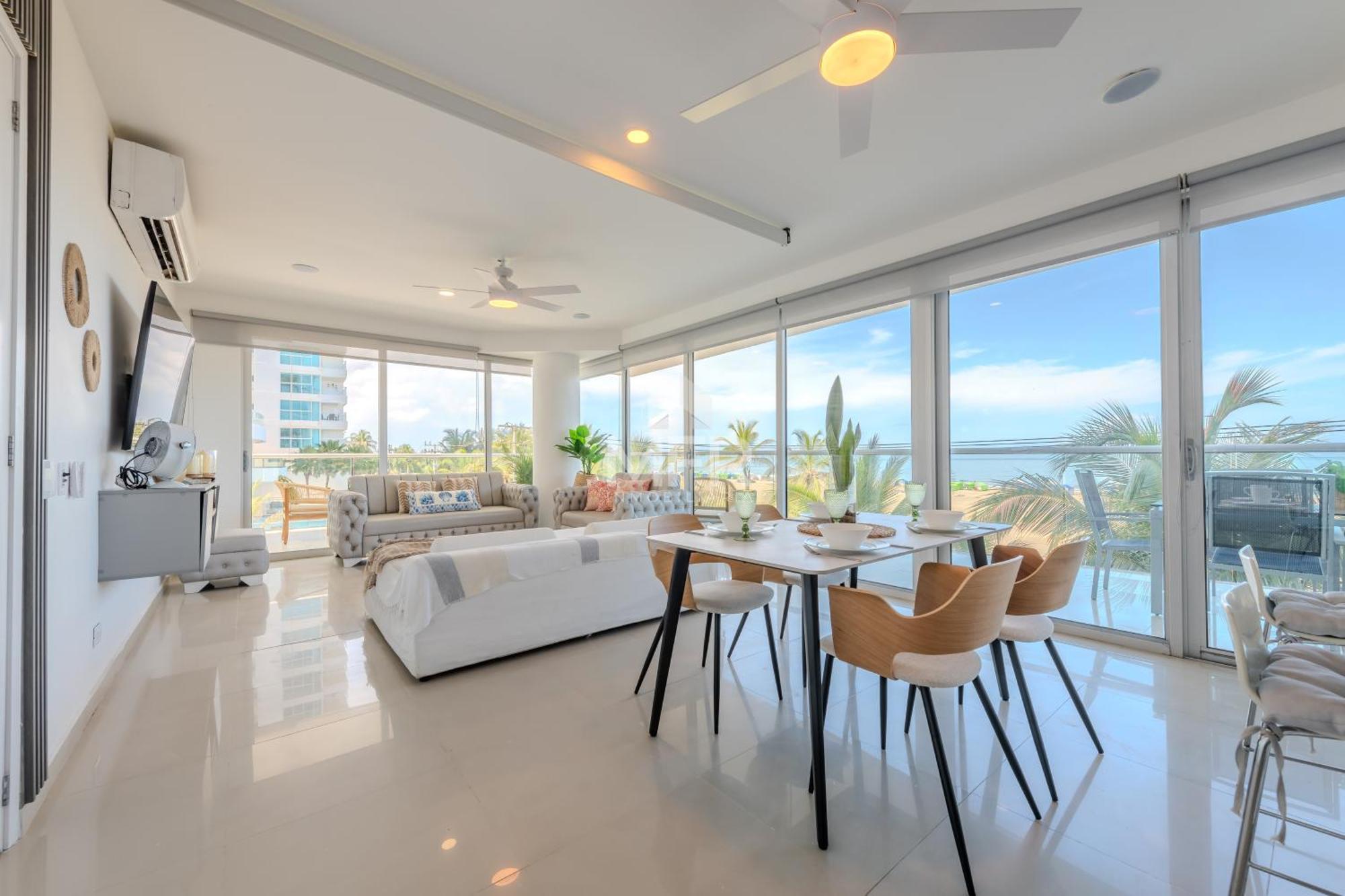 Morros Epic Beachfront Apartment Cartagena